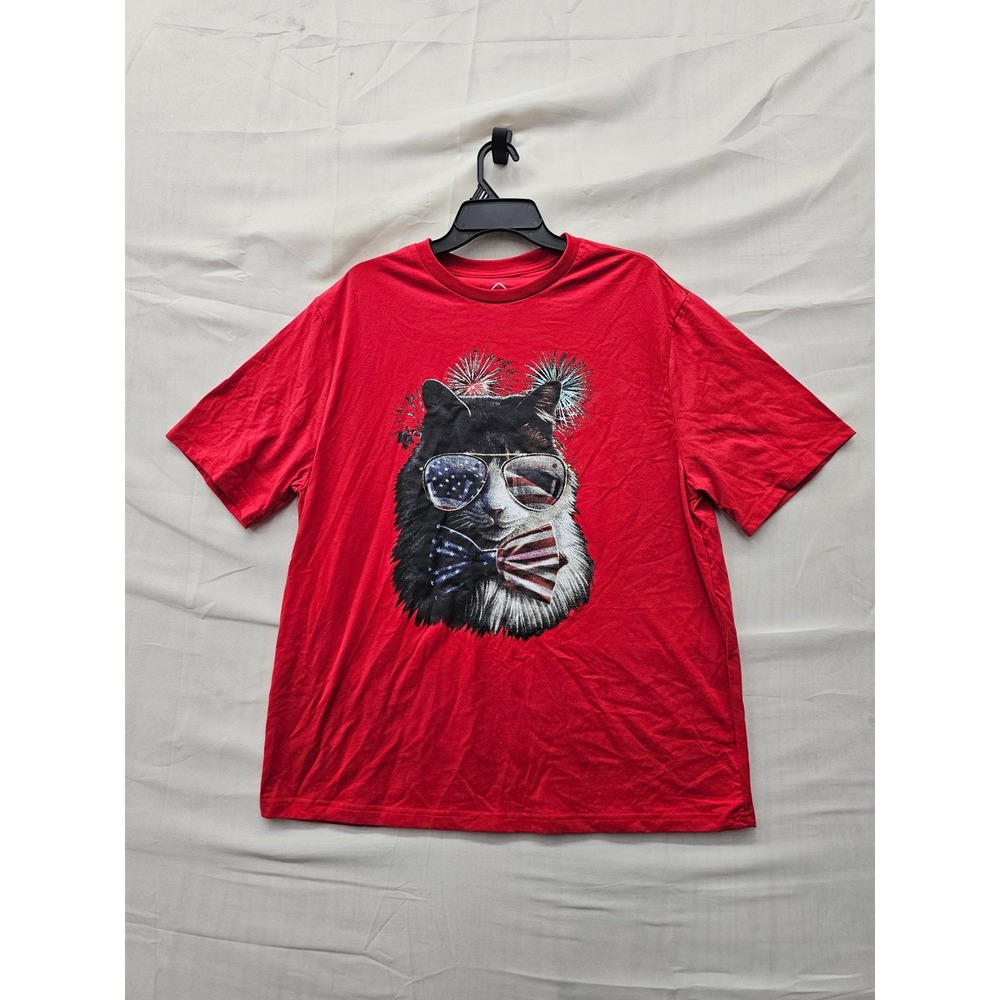 Well Worn Mens Patriotic Cat Graphic T-Shirt Red Cotton Blend Casual Size Large